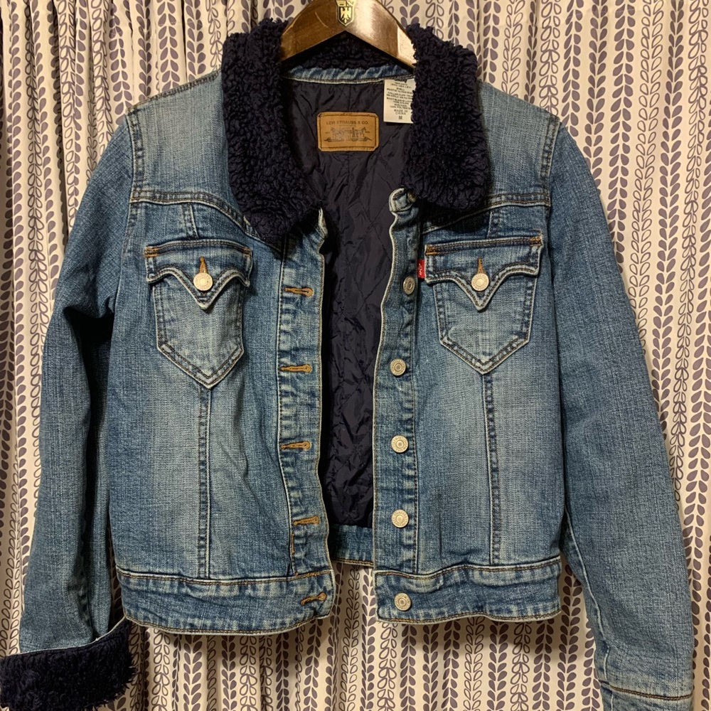 Levi women’s lined jacket M